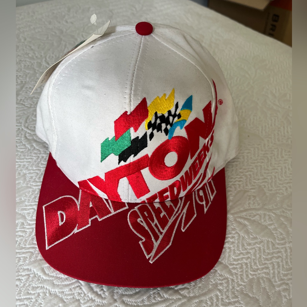 Nwt Vintage 1997 Daytona Speedway Ball Cap